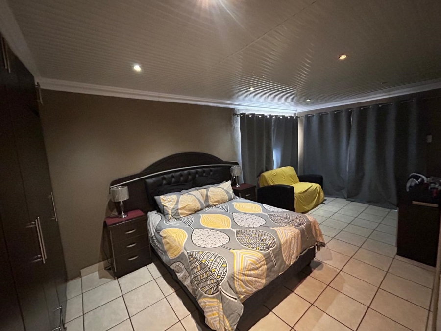 To Let 3 Bedroom Property for Rent in Kathu Northern Cape